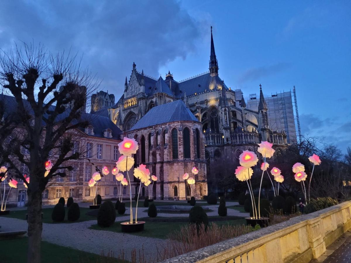 Ferienwohnung Le Champagnoles Reims Exterior foto